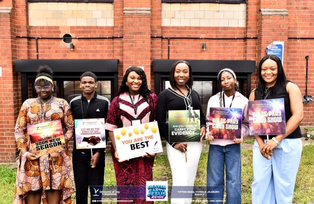 Streams of Joy Birmingham welcome team and young people